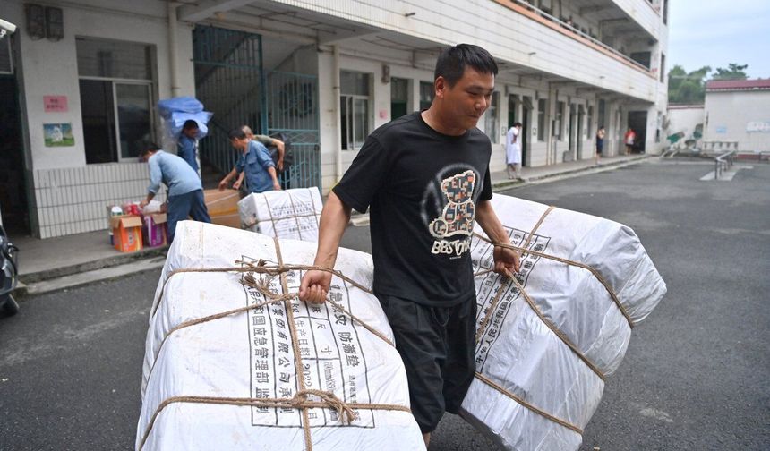 Çin'in Guigang kentinde selden etkilenenler için 18 geçici barınma alanı kuruldu