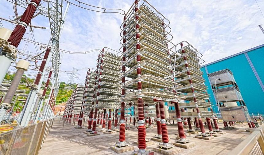 Çin'in Xinjiang-Chongging elektrik hattında 30 milyar kilovat-saat eşiği aşıldı