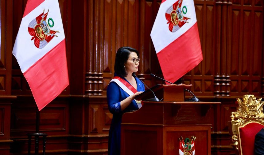 Peru'nun yeni Devlet Başkanı Keiko Fujimori yemin ederek göreve başladı