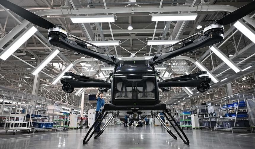 Çinli ARIDGE şirketi, uçan otomobili için 1000'inci elektrikli tahrik sistemi setini üretti