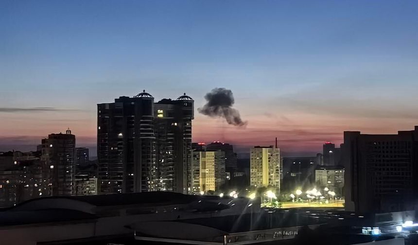 Rusya: Ukrayna'daki askeri sanayi tesisini ve yakıt deposunu vurduk