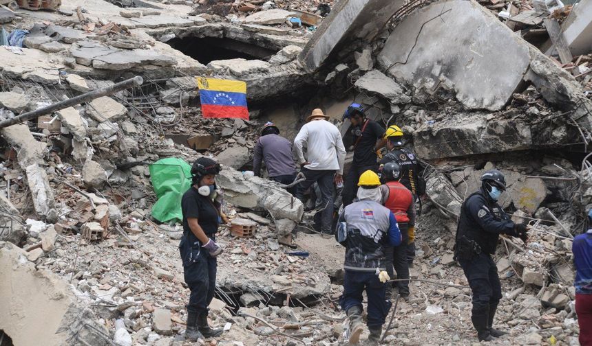 Venezuela'daki depremlerde hayatını kaybedenlerin sayısı 6.125'e yükseldi