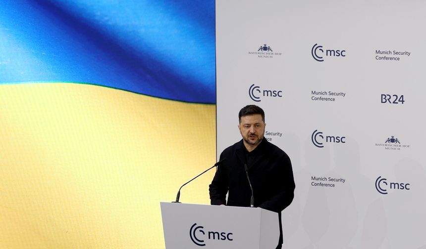 Zelenskiy: Ülkede mevcut koşullarda seçim yapılması mümkün değil
