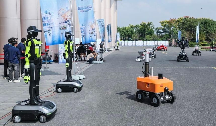 9. Robotop Zirvesi, Çin'in Hangzhou kentinde başladı