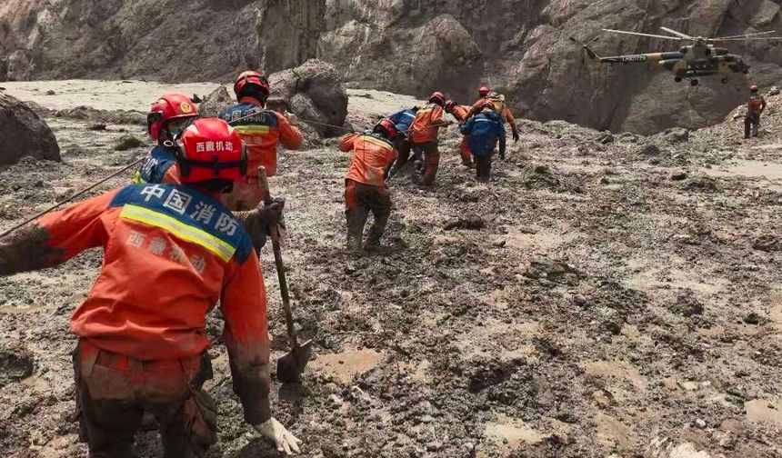Çin: Heyelana ilişkin art niyetli spekülasyonları reddediyoruz