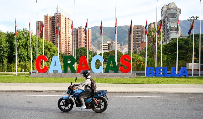 Çin: Venezuela'daki yasal hak ve çıkarlarımız korunmalı