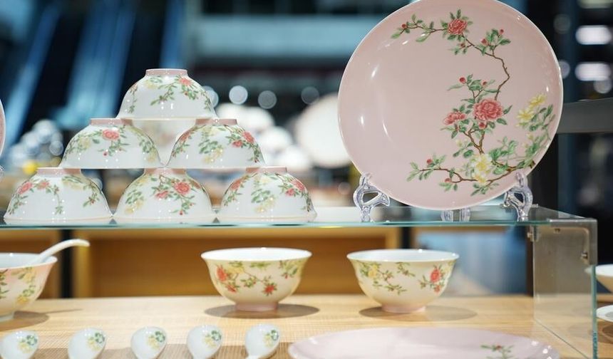 Çin'in Jingdezhen kenti seramik sektörünü akıllı üretimle yeniden canlandırıyor
