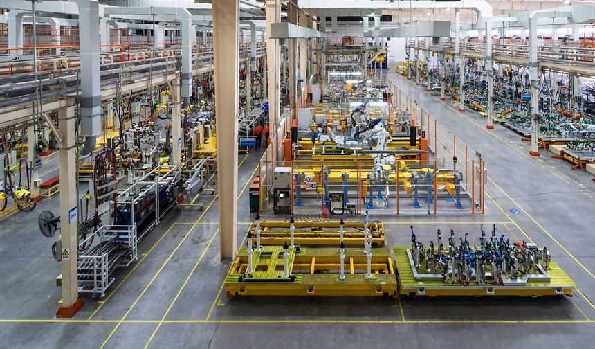 Çinli şirketler Geely ve NIO, şarj ve batarya değişimi konusunda işbirliği anlaşması imzaladı