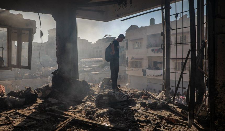 İsrail, Gazze'ye 10'dan fazla hava saldırısı düzenledi