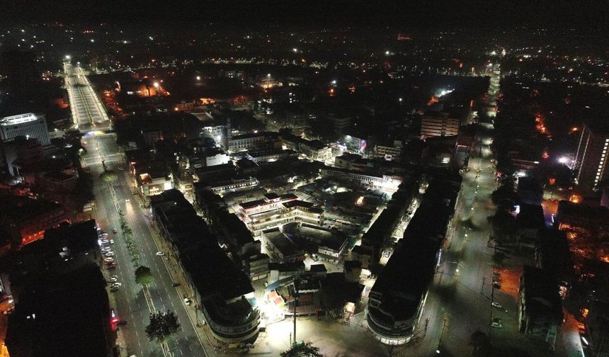 Hindistan'da sahte içki tüketen 15 kişi hayatını kaybetti