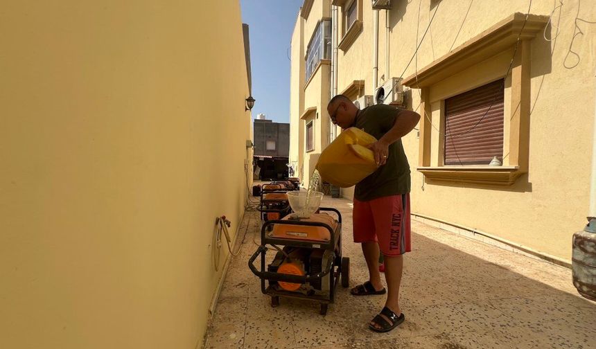 Libya'da elektrik kesintilerini protesto eden göstericiler Mellitah Petrol ve Doğalgaz Kompleksi'ni kapattı