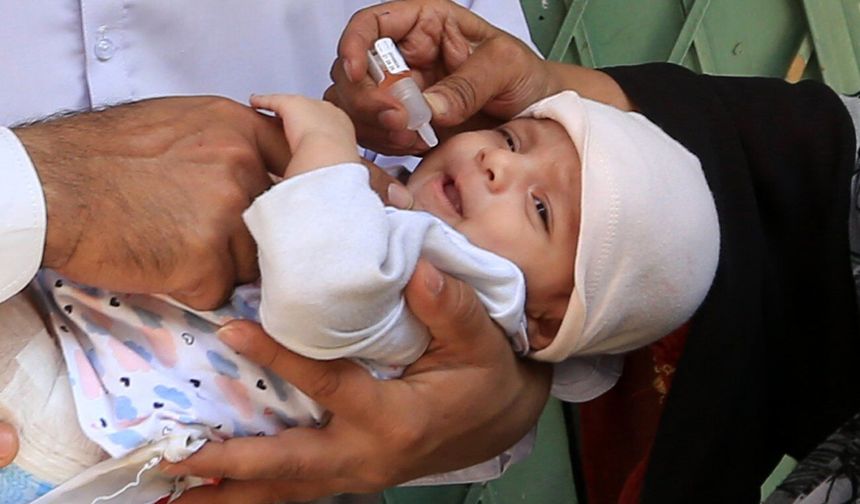 Pakistan, 115 bölgede çocuk felci aşı kampanyası başlattı