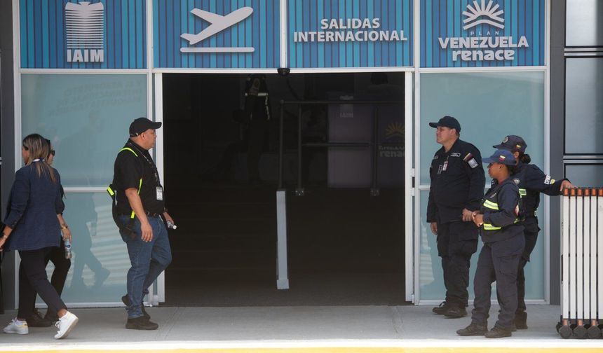 Venezuela'nın ana havalimanında uçuşlar yeniden başladı