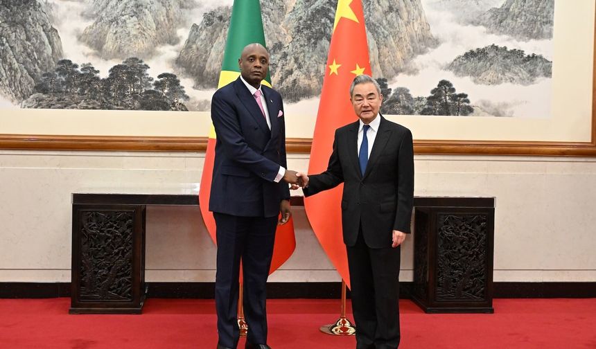 Çin Dışişleri Bakanı Wang, Beijing'de Kongo Cumhuriyeti Dışişleri Bakanı Bounda ile görüştü