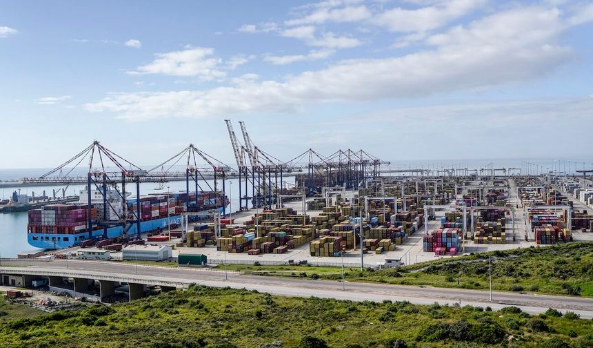 Çin, Güney Afrika'nın imalat ürünlerinde en büyük ticaret ortağı oldu