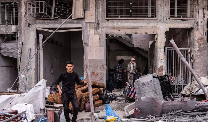 Gazze'de onlarca aile, İsrail ordusunun ilerleyişi nedeniyle evlerini terk etmek zorunda kaldı