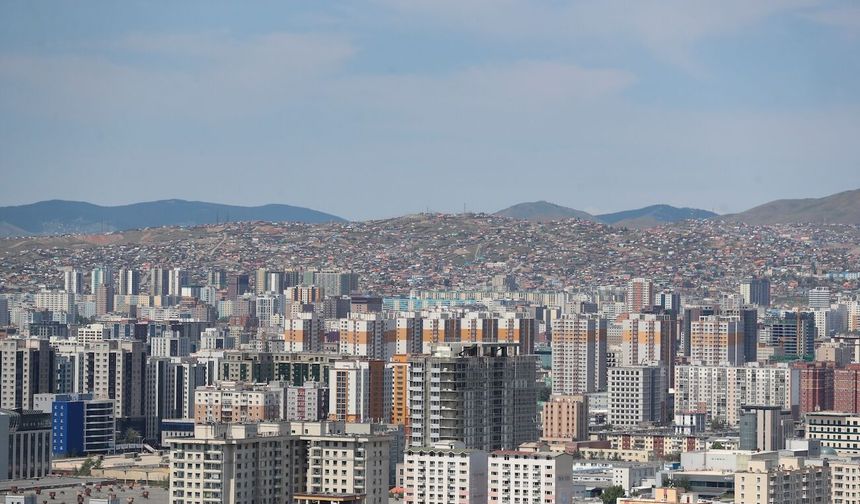 Moğolistan çölleşmeyle mücadele için 2021'den bu yana 140 milyon ağaç dikti
