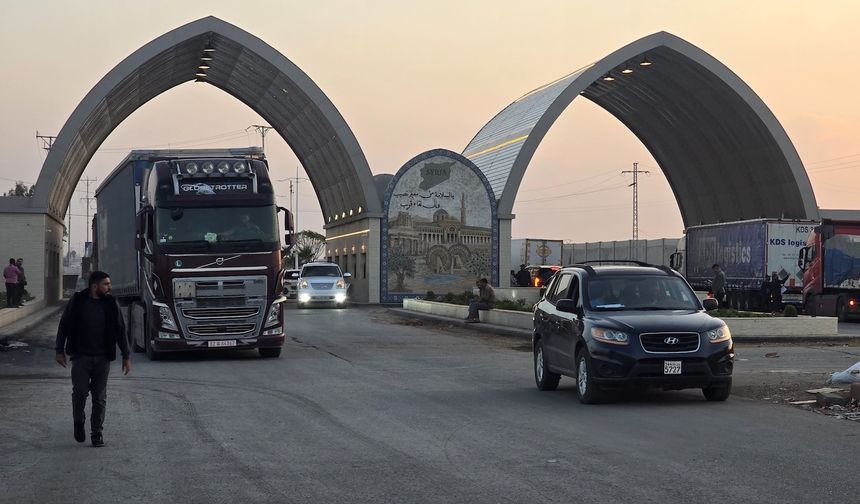 Suriye ile Ürdün arasındaki Nasib Sınır Kapısı yeniden açıldı