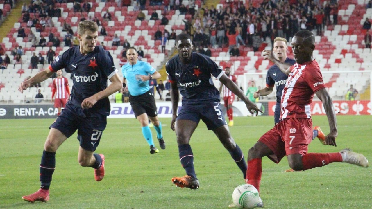 UEFA Avrupa Konferans Ligi Sivasspor 1 - Slavia Prag 1