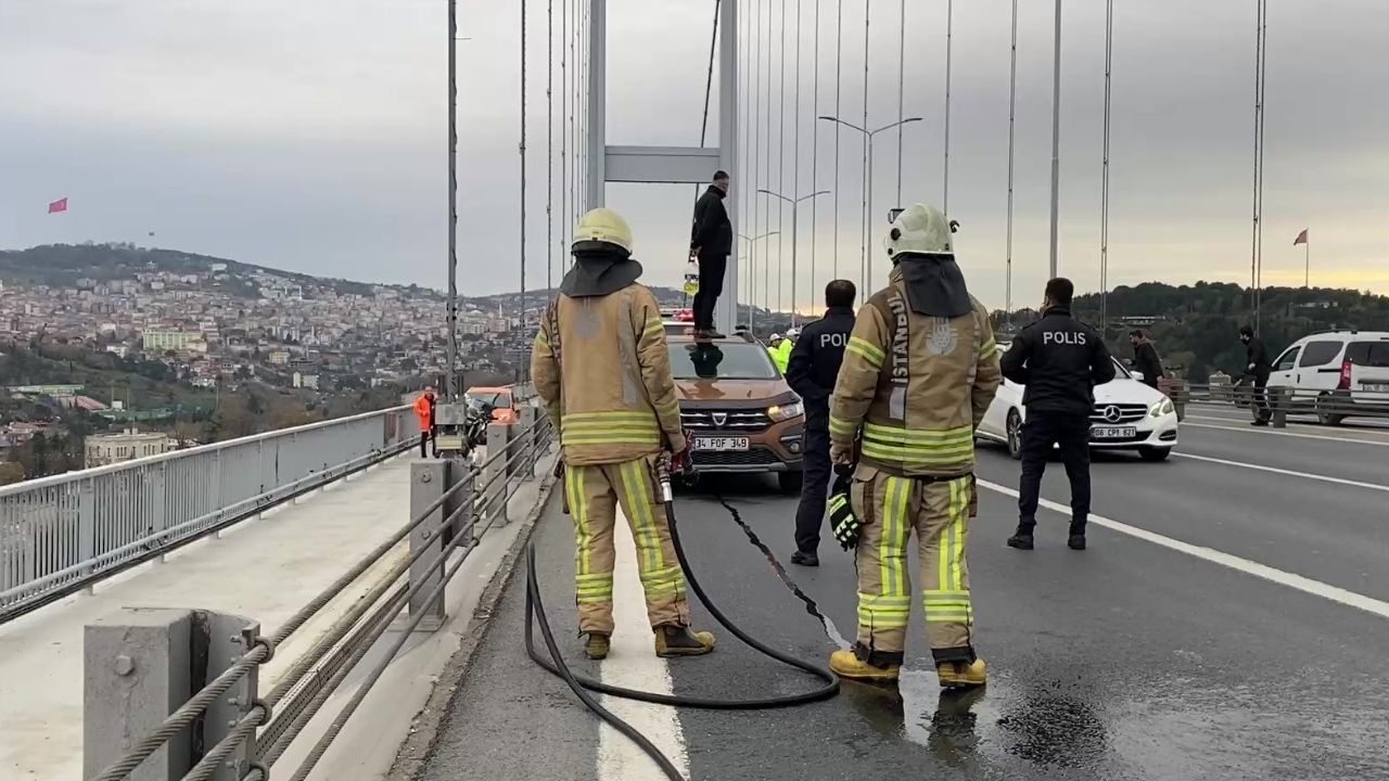 15 Temmuz Şehitler Köprüsü'nde inanılmaz anlar!  (1)