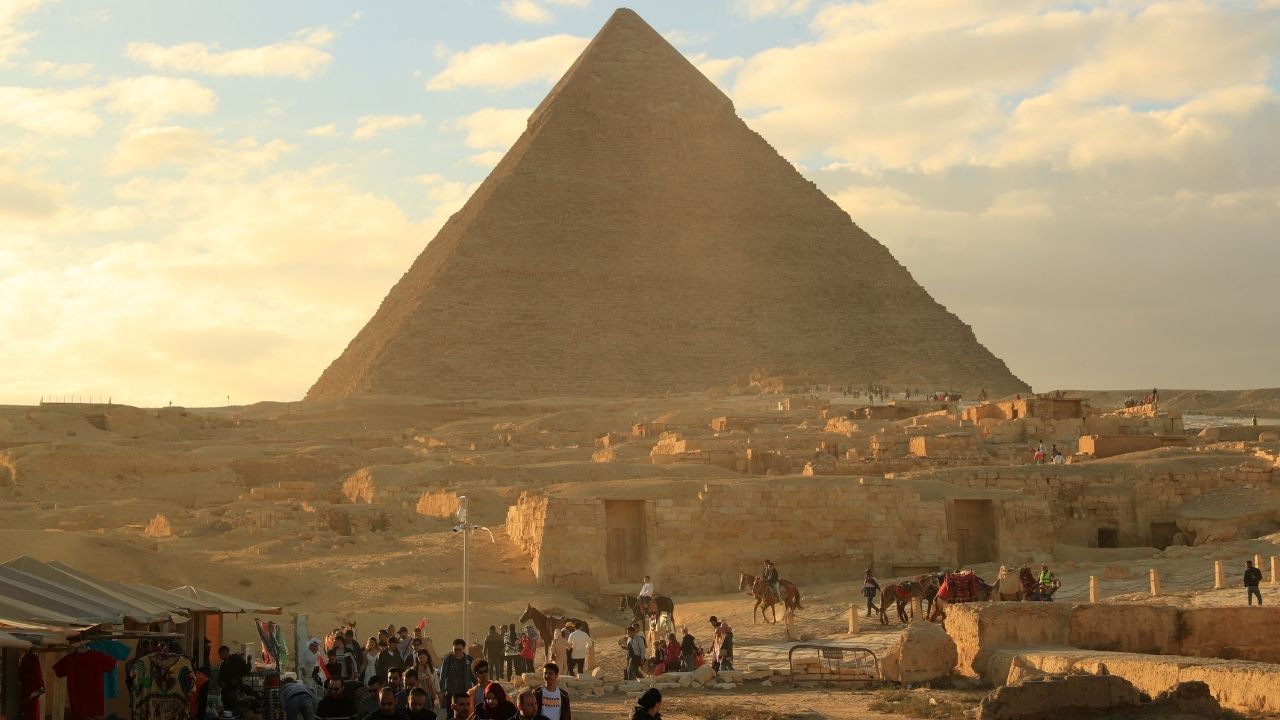 Mısır 2023'te 14,9 milyon turist ağırlayarak rekor kırdı (3)