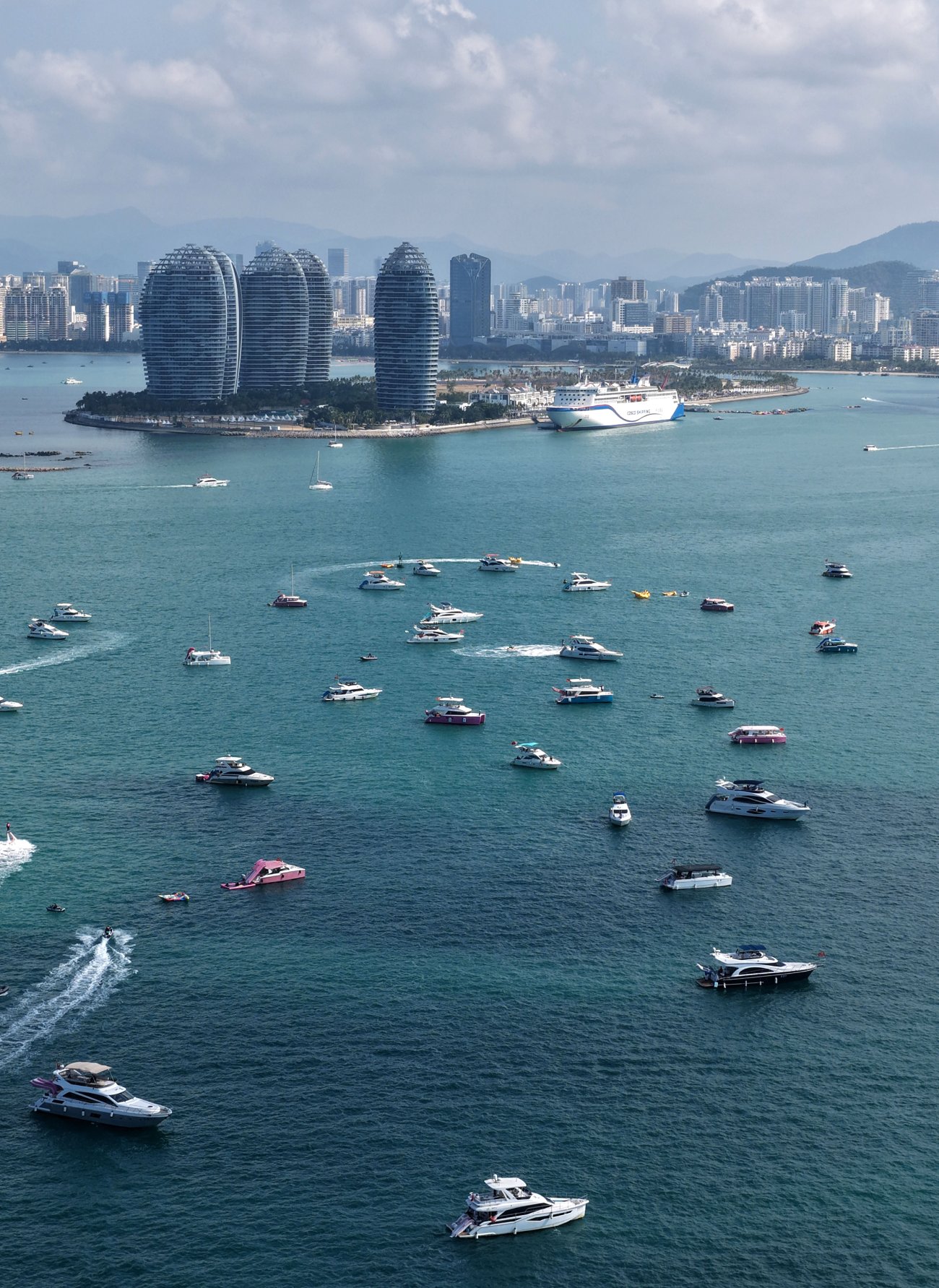 Çin'in Sanya Kentinde Bahar Bayramı Tatilinin Ilk 6 Gününde 7.000'Den Fazla Yat Gezintisi Yapıldı 3