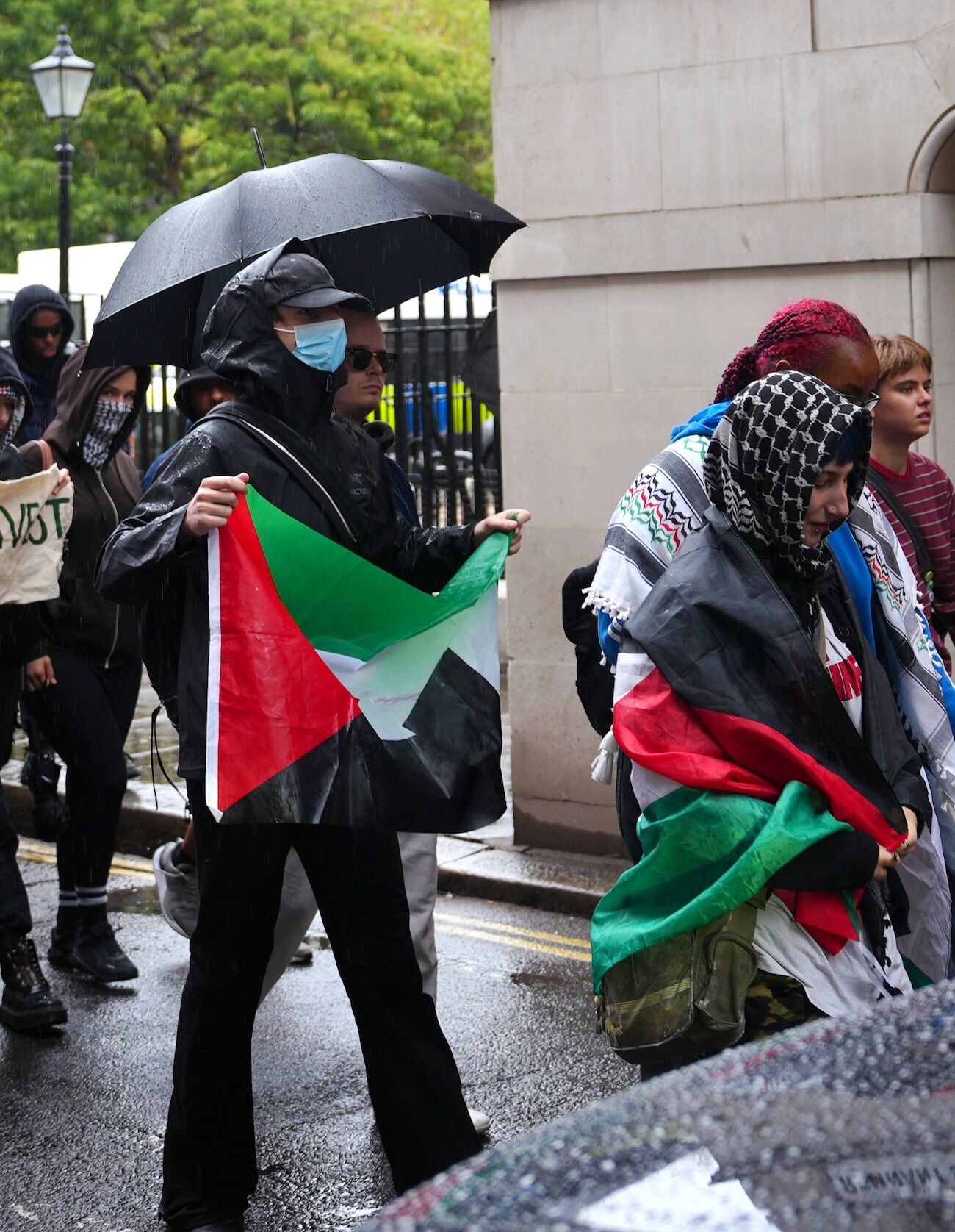 Londra'da Filistin'e destek gösterisine polis müdahalesi: 11 kişi gözaltına alındı